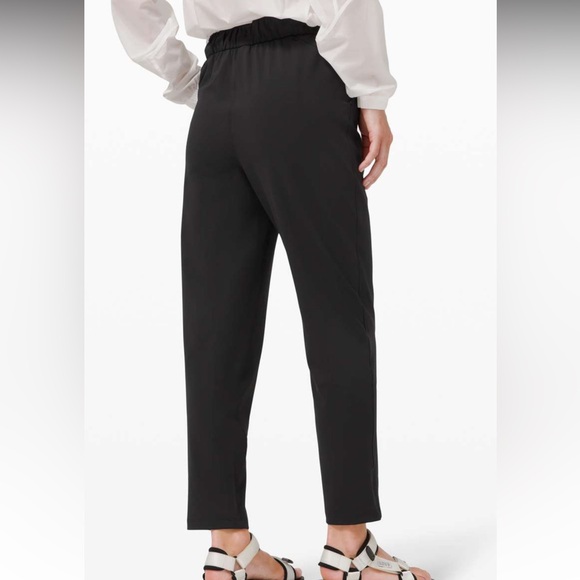 Lululemon Keep Moving Pant 7/8 High-Rise Size 6 - Picture 1 of 11